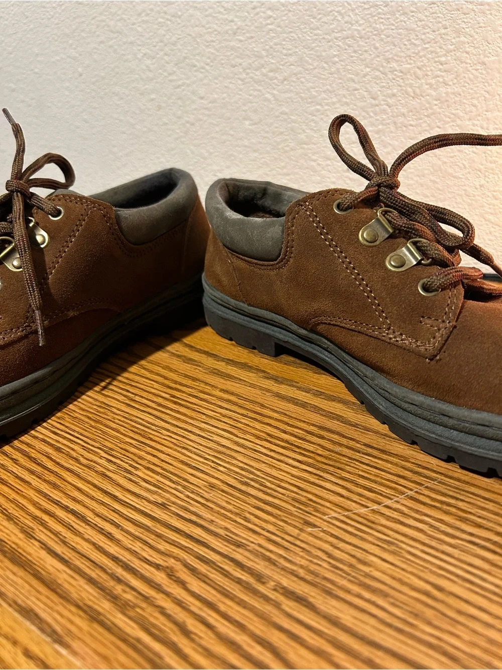 Men's Brown Suede Chukka Lace-Up Boots